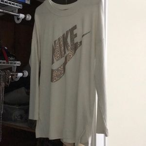 Nike long sleeve